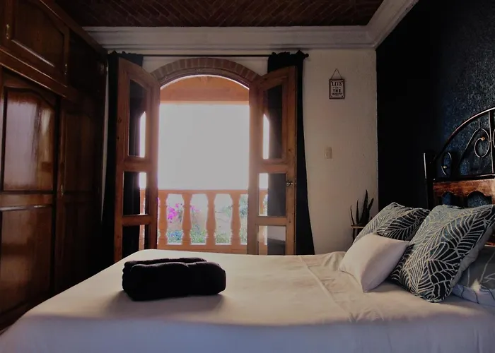Lool Beh Hostal San Miguel de Allende
